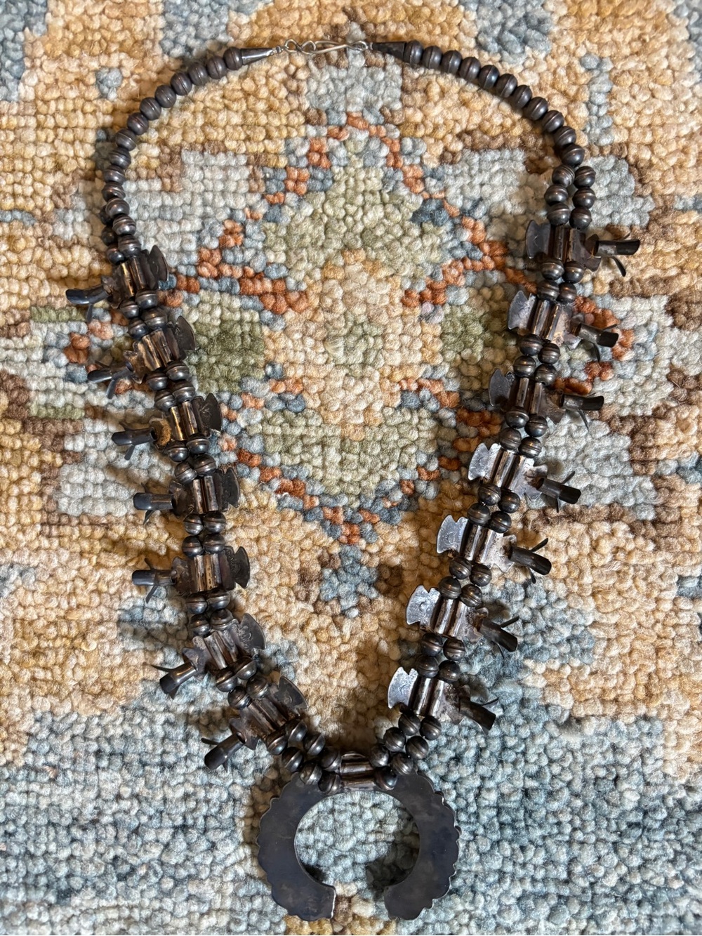 Estate/Vintage exquisite Turquoise and Sterling silver squash Blossom Necklace - Picture 4 of 14